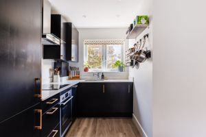 Photo 18- click for photo gallery